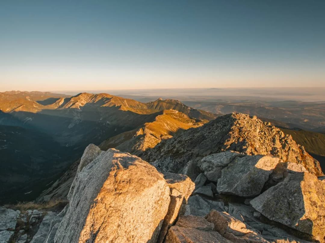 Czy szlak na Świnicę jest otwarty? Sprawdź aktualne warunki i zasady