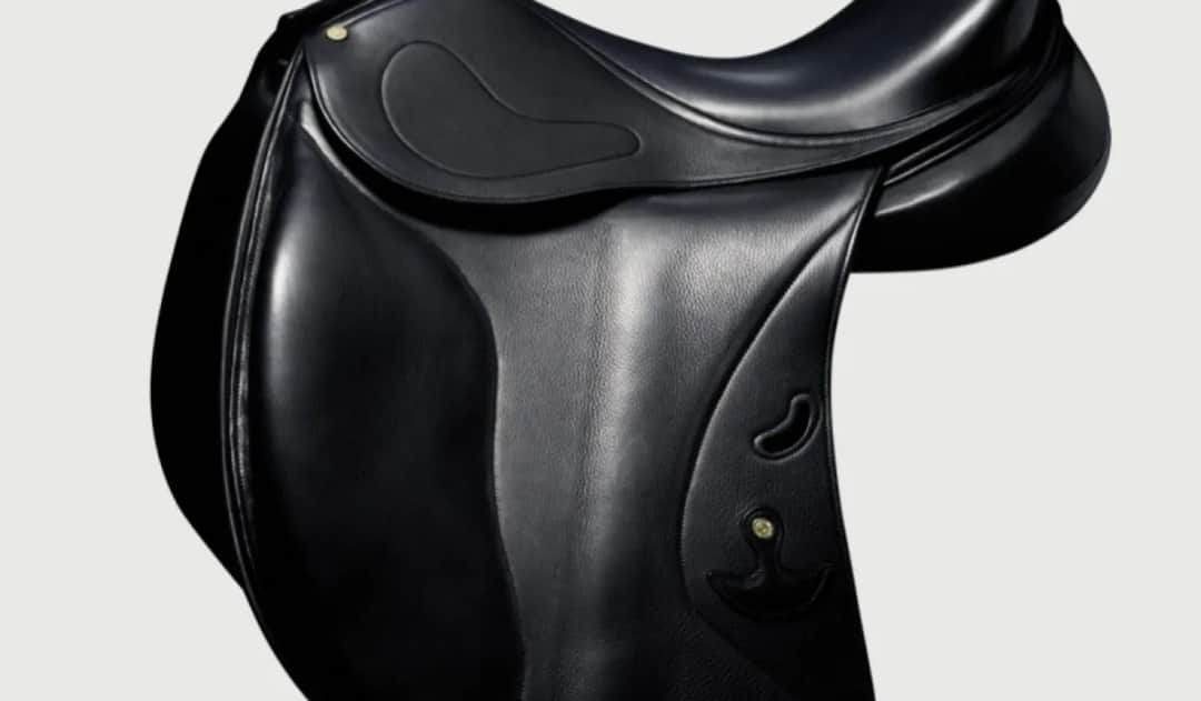 Ile waży siodło i jak jego waga wpływa na komfort jazdy?